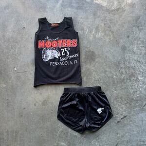 Hooters 25th Anniversary Uniform Tank Top & Shorts Pensacola FL Collectible